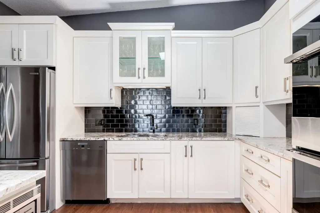 2031 30 Avenue SW Calgary AB T2T 1R3