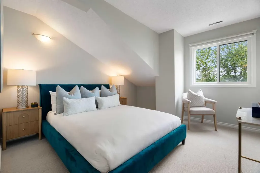 1540 29 Street NW Calgary AB T2N 4M1