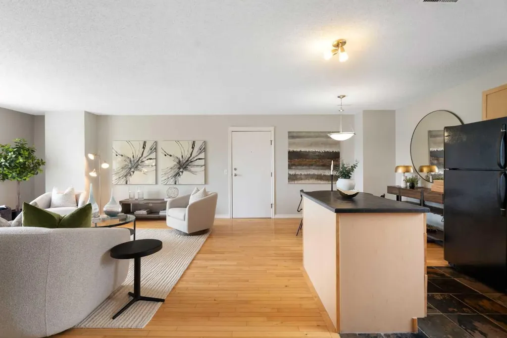 1540 29 Street NW Calgary AB T2N 4M1