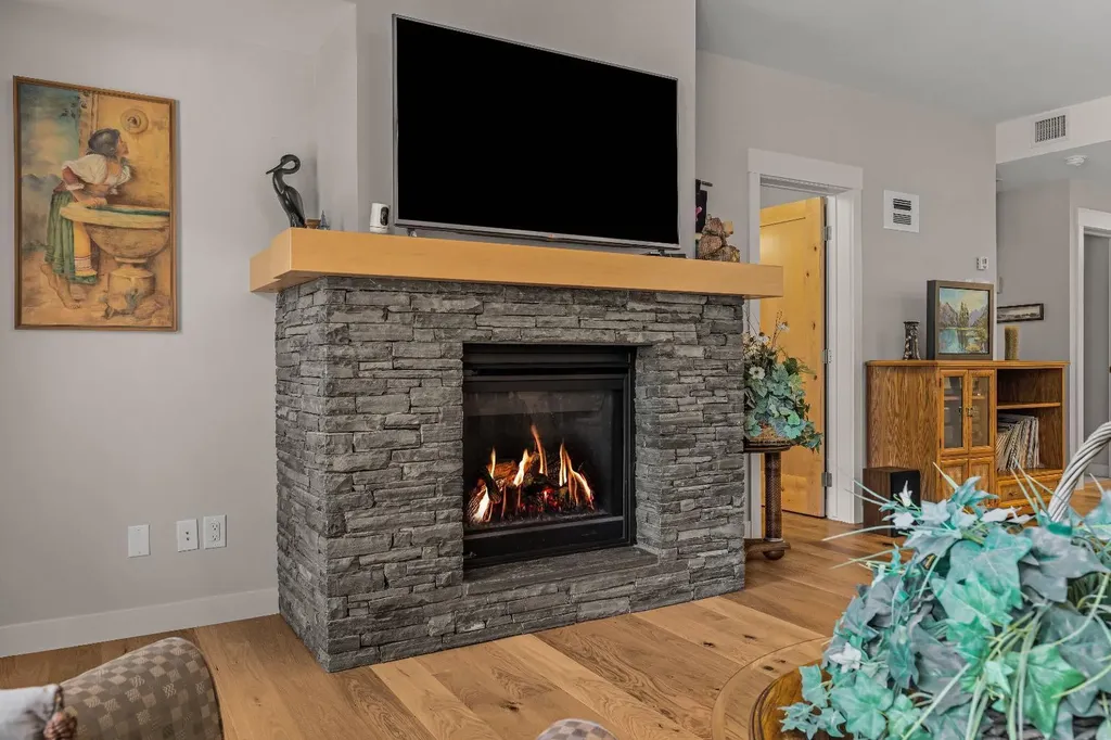 707 Spring Creek Drive Canmore AB T1W 0K7