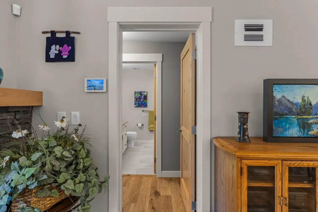 707 Spring Creek Drive Canmore AB T1W 0K7