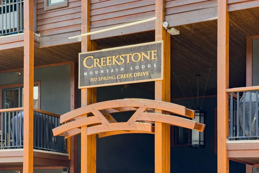 707 Spring Creek Drive Canmore AB T1W 0K7