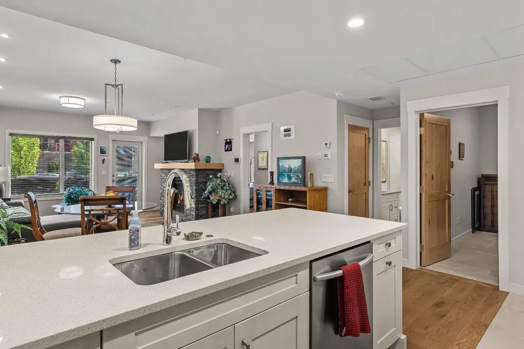 707 Spring Creek Drive Canmore AB T1W 0K7