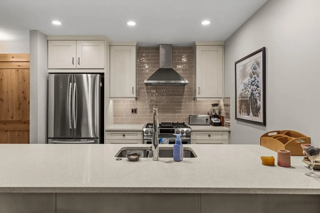 707 Spring Creek Drive Canmore AB T1W 0K7