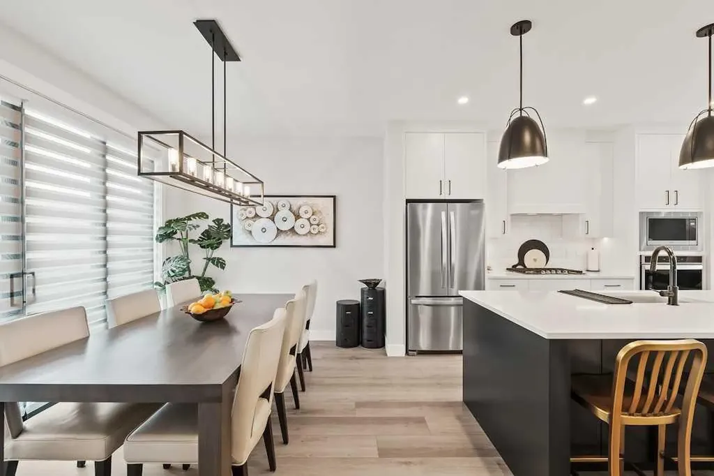 138 Discovery Drive SW Calgary AB T3H 6E9