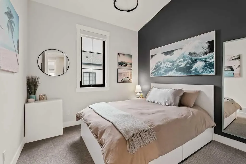 138 Discovery Drive SW Calgary AB T3H 6E9