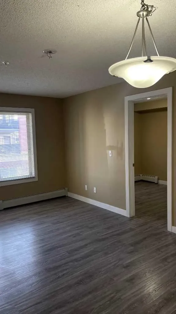 403 Mackenzie Way SW Airdrie AB T4B 3V7