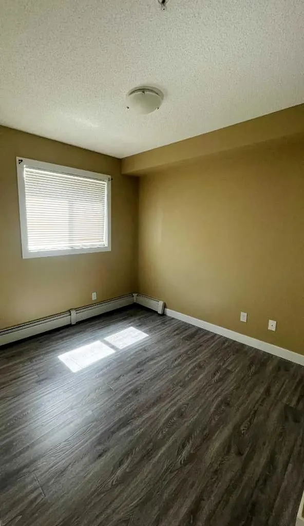 403 Mackenzie Way SW Airdrie AB T4B 3V7