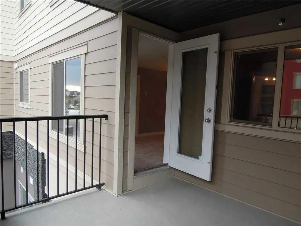 403 Mackenzie Way SW Airdrie AB T4B 3V7