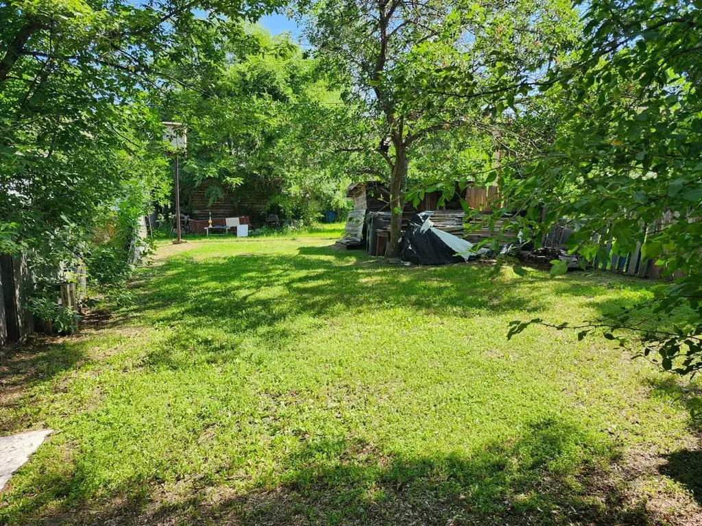 244 2 Avenue Drumheller AB T0J1B0