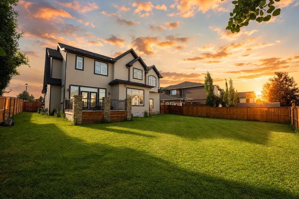 772 East Lakeview Road Chestermere AB T1X1B1