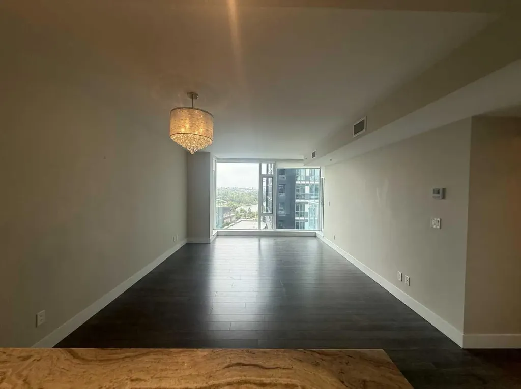 519 Riverfront Avenue SE Calgary AB T2G 1K6
