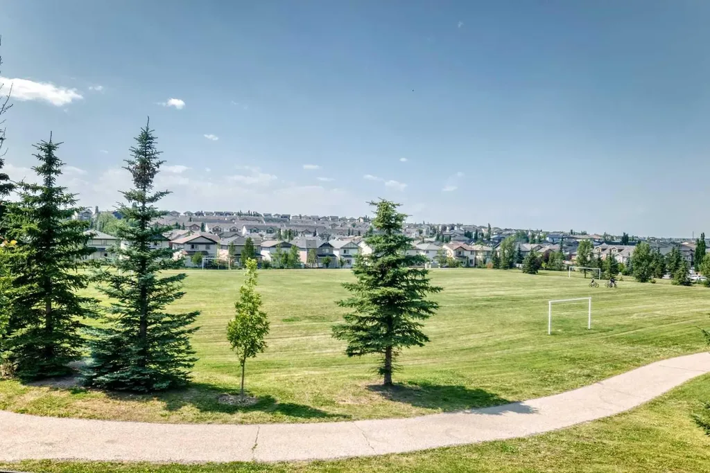 98 Panamount Villas NW Calgary AB T3K 0A4