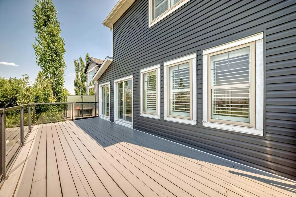 98 Panamount Villas NW Calgary AB T3K 0A4