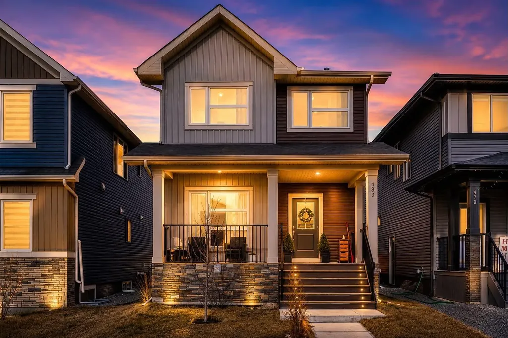 483 Lawthorn Way SE Airdrie AB T4A 3M8