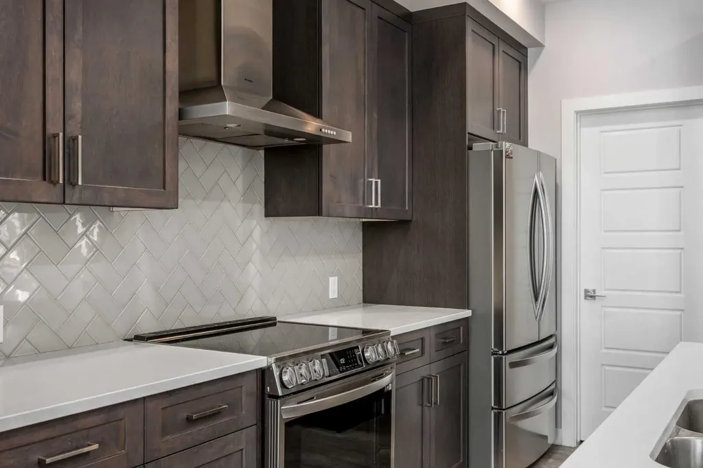 225 Buckskin Way Cochrane AB T4C 2R7