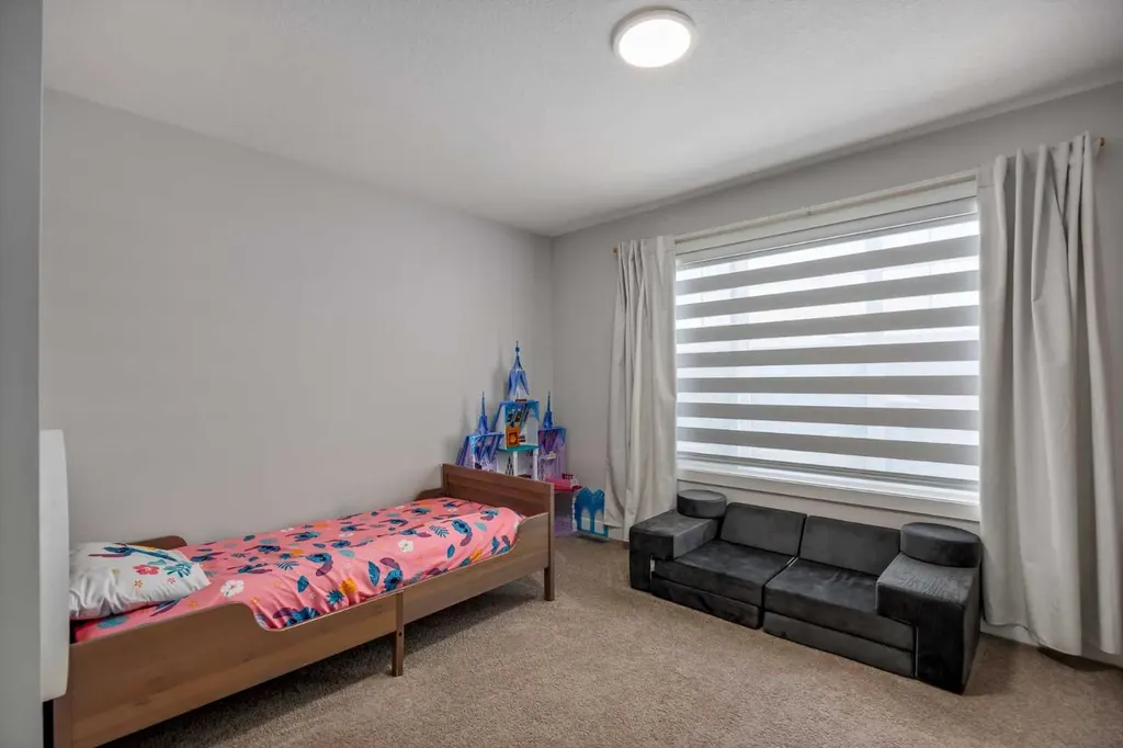 225 Buckskin Way Cochrane AB T4C 2R7