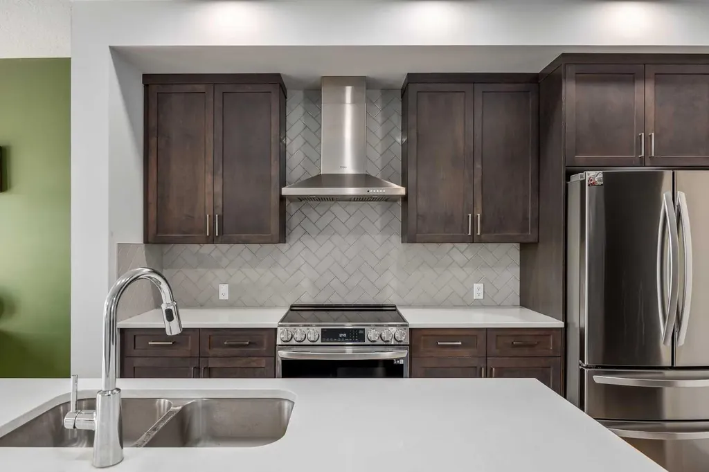 225 Buckskin Way Cochrane AB T4C 2R7