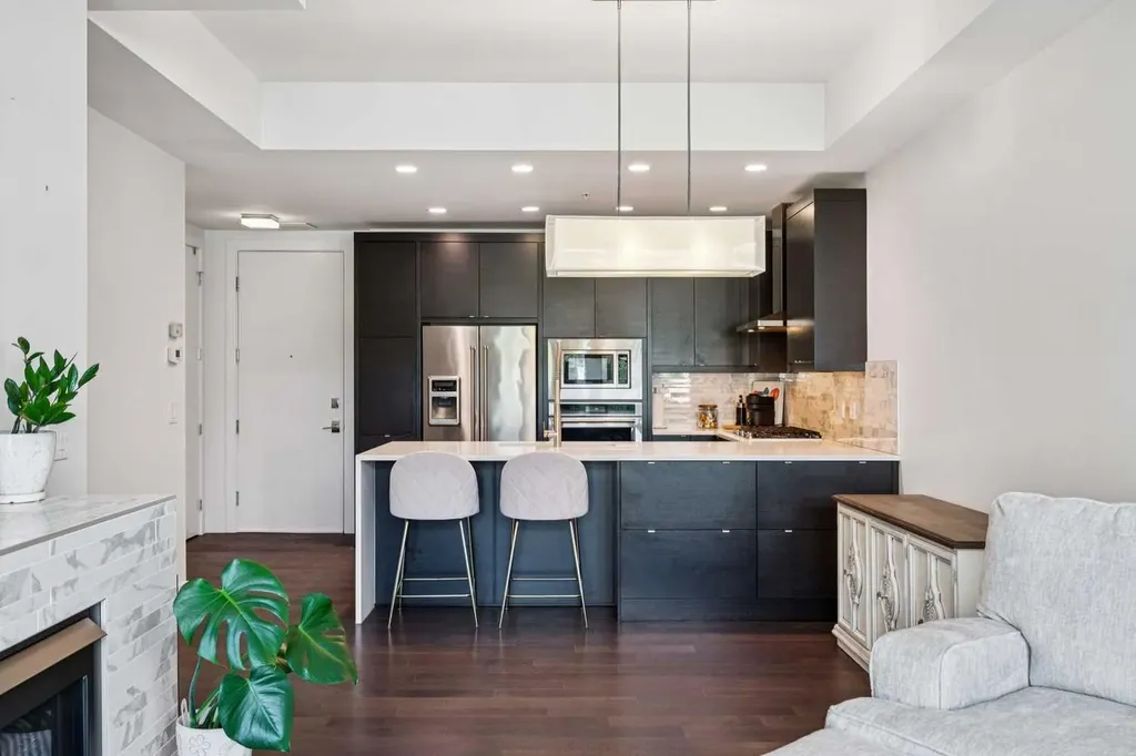 23 Burma Star Road SW Calgary AB T3E 7Y9