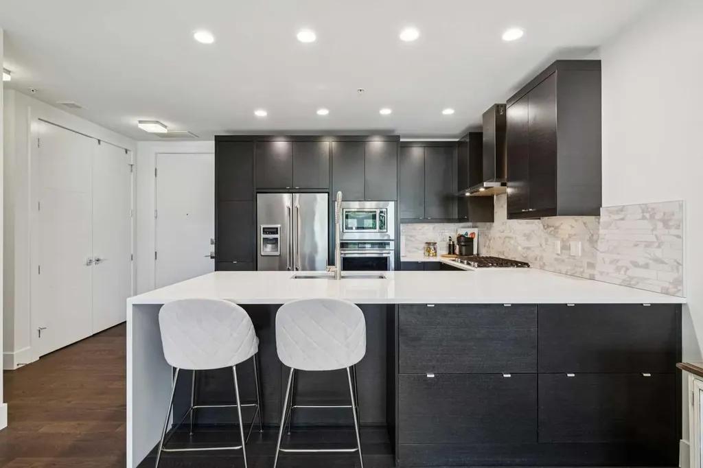 23 Burma Star Road SW Calgary AB T3E 7Y9