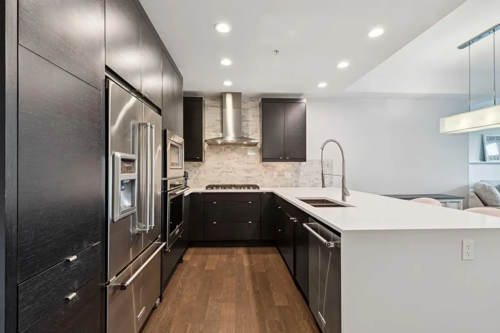 23 Burma Star Road SW Calgary AB T3E 7Y9
