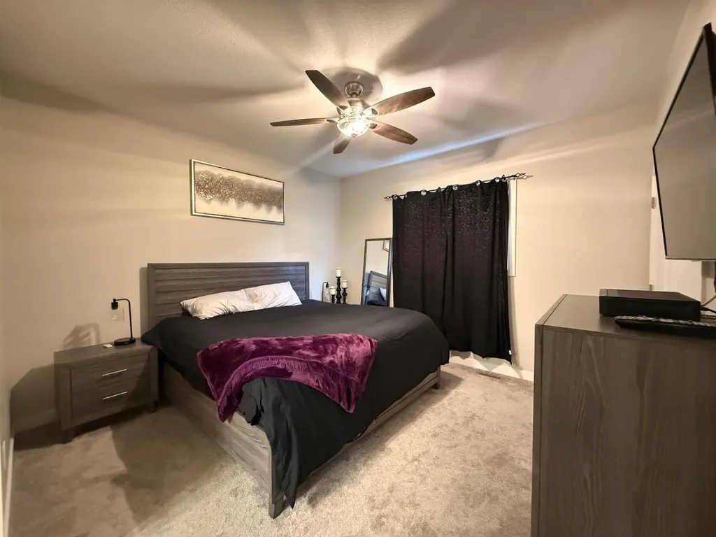 58 Village Crescent Red Deer AB T4R 0P3