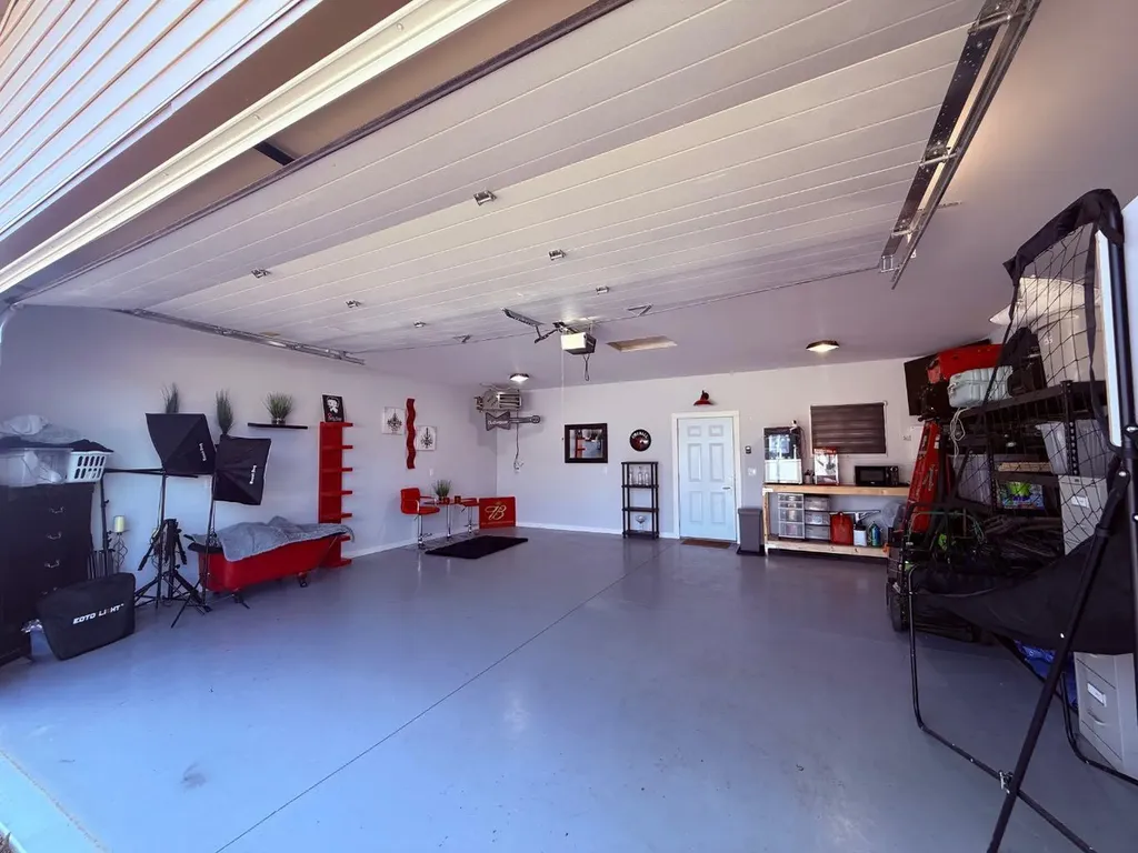 58 Village Crescent Red Deer AB T4R 0P3
