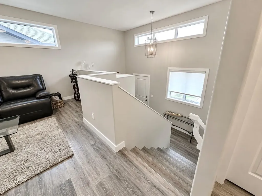 58 Village Crescent Red Deer AB T4R 0P3