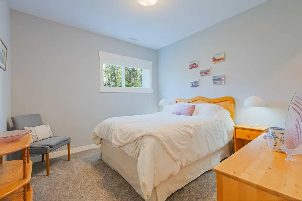 181 Sixmile Bend S Lethbridge AB T1K 8E3