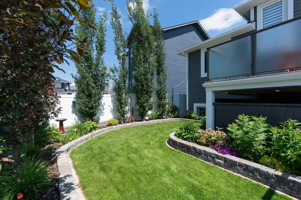 181 Sixmile Bend S Lethbridge AB T1K 8E3