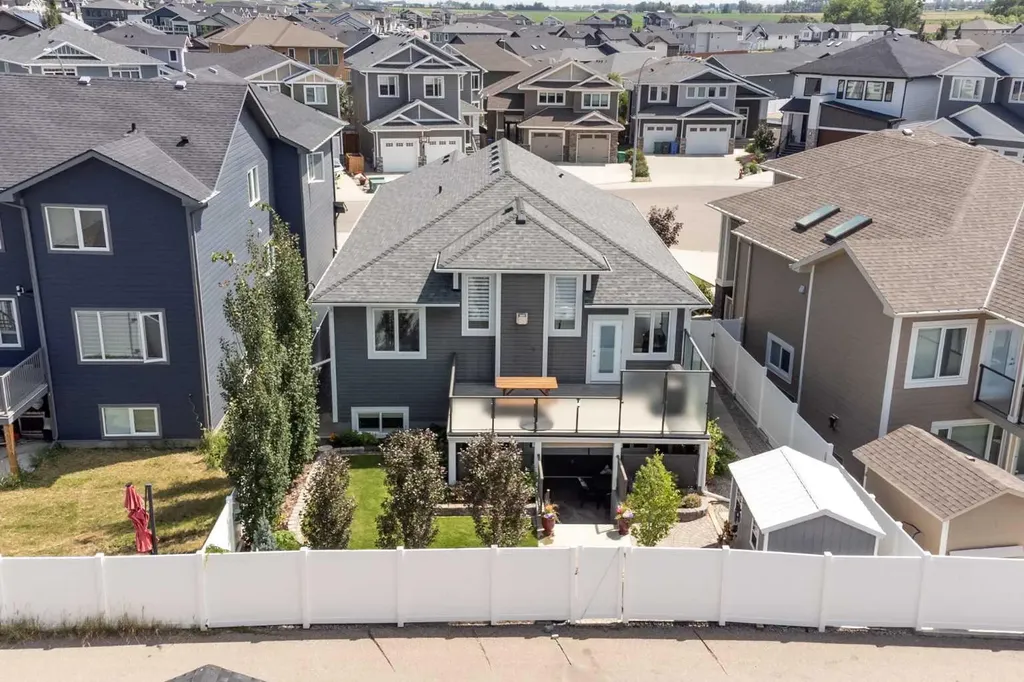 181 Sixmile Bend S Lethbridge AB T1K 8E3