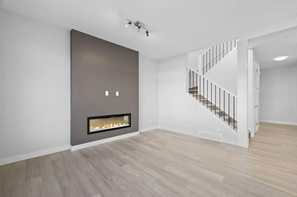 67 Agate Road Cochrane AB T4C 3B9