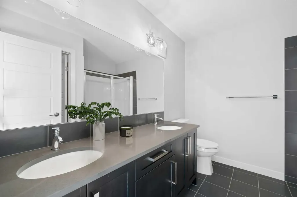 67 Agate Road Cochrane AB T4C 3B9
