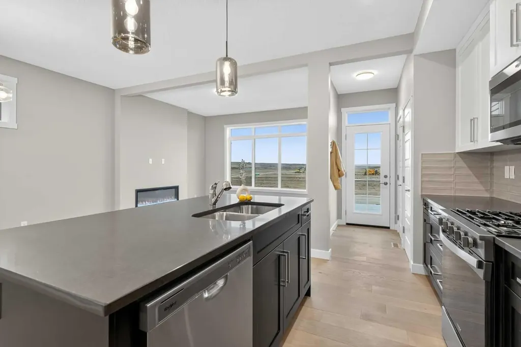 120 Southbow Avenue Cochrane AB T4C 2S6