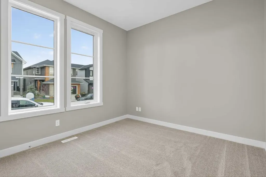 120 Southbow Avenue Cochrane AB T4C 2S6