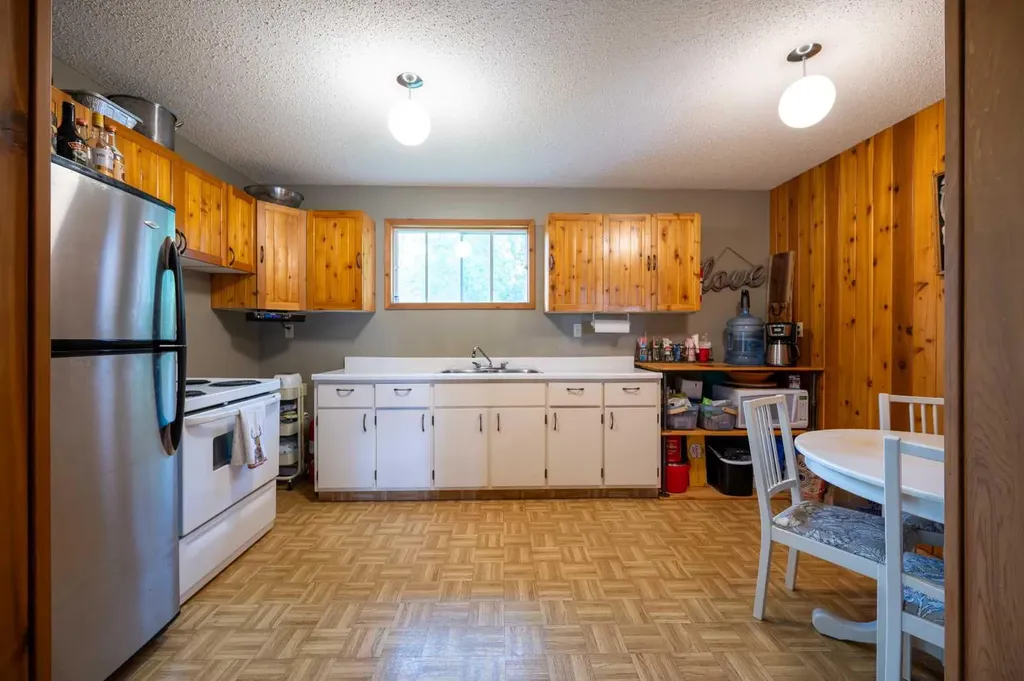 36214 Range Road 250 Rural Red Deer County AB T0M 1R0