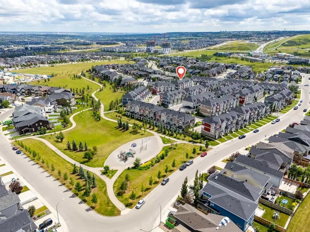 355 Nolancrest Heights NW Calgary AB T3R 0Z9