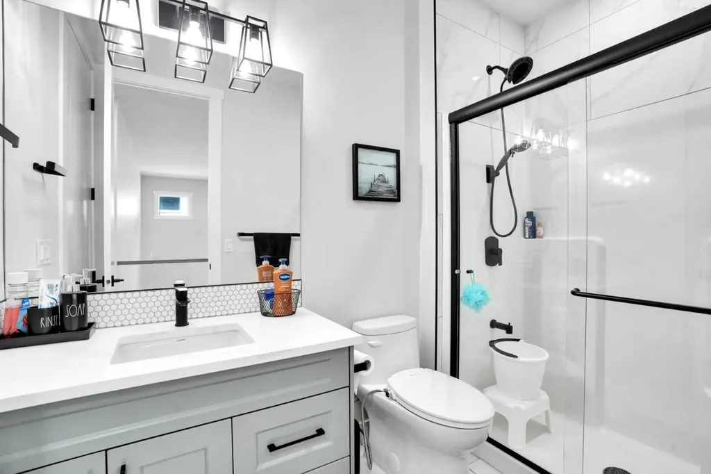 36 Waterford Terrace Chestermere AB T1X2P6