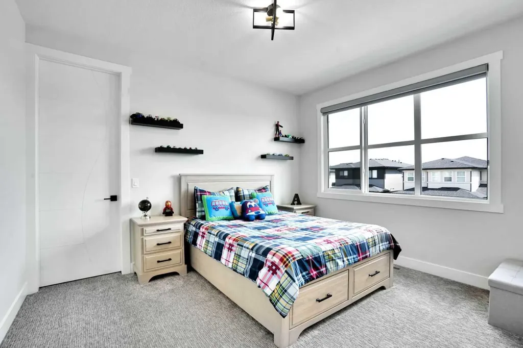 36 Waterford Terrace Chestermere AB T1X2P6