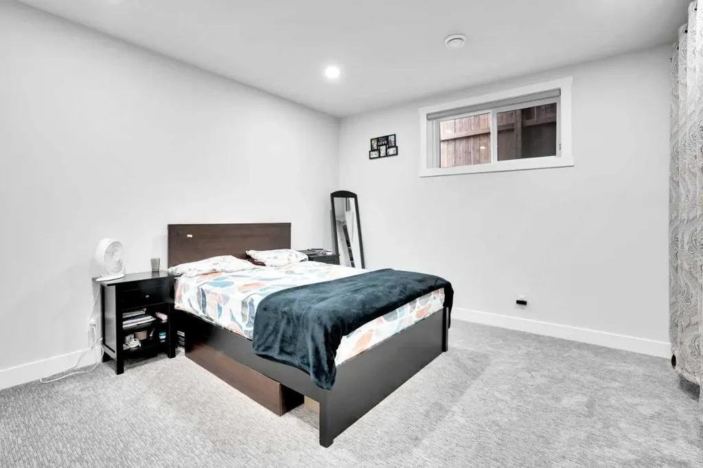 36 Waterford Terrace Chestermere AB T1X2P6