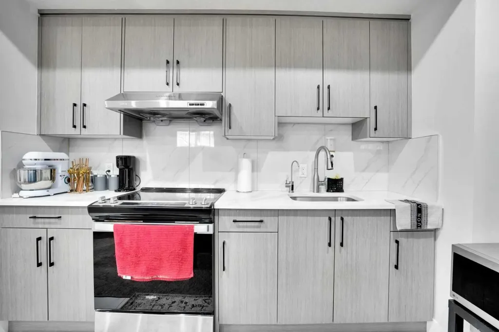36 Waterford Terrace Chestermere AB T1X2P6
