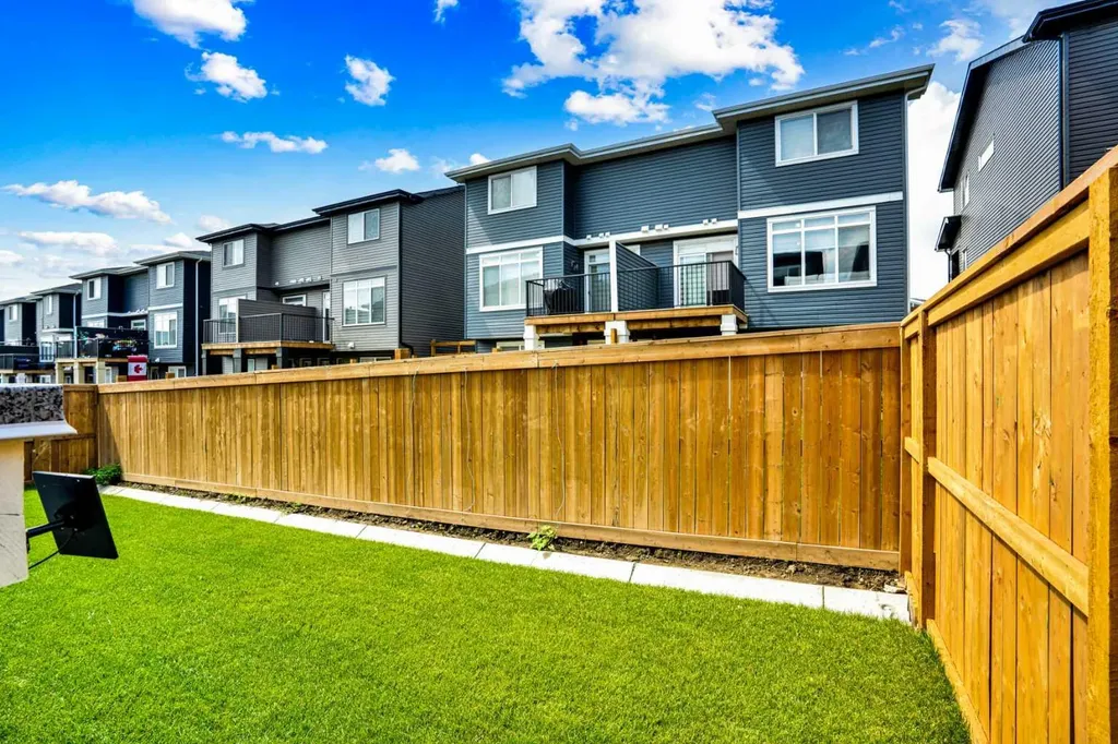 36 Waterford Terrace Chestermere AB T1X2P6