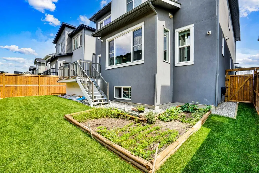 36 Waterford Terrace Chestermere AB T1X2P6