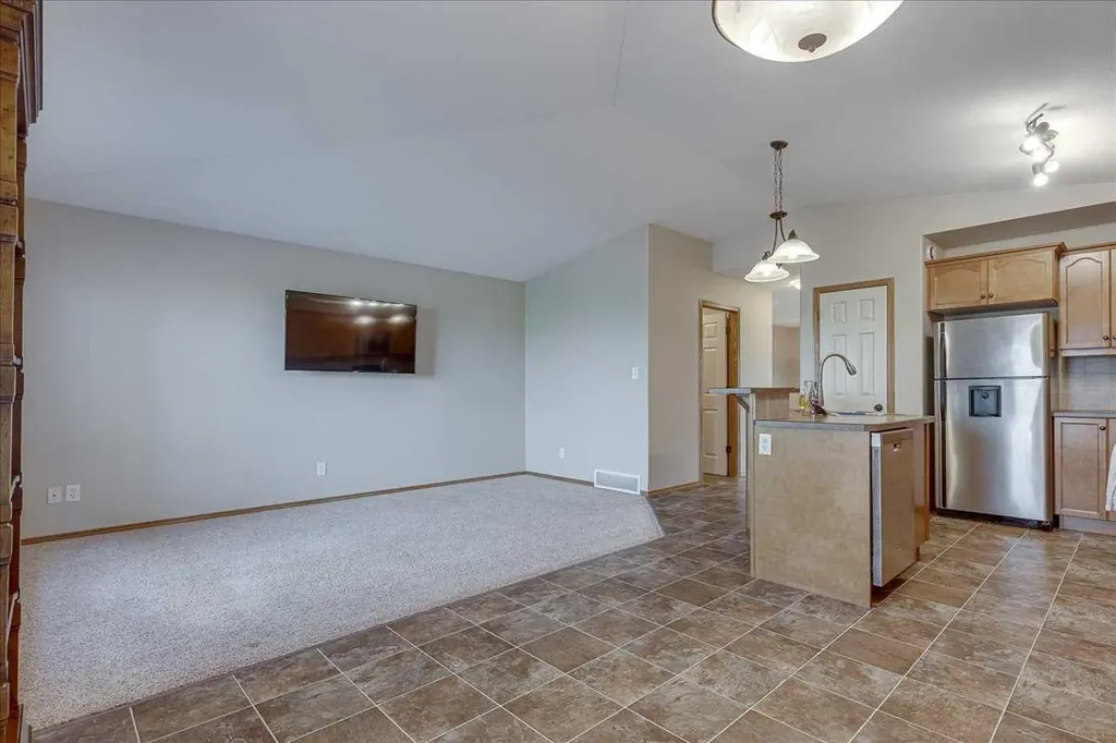 44 Osler Crescent Red Deer AB T4P 4E8