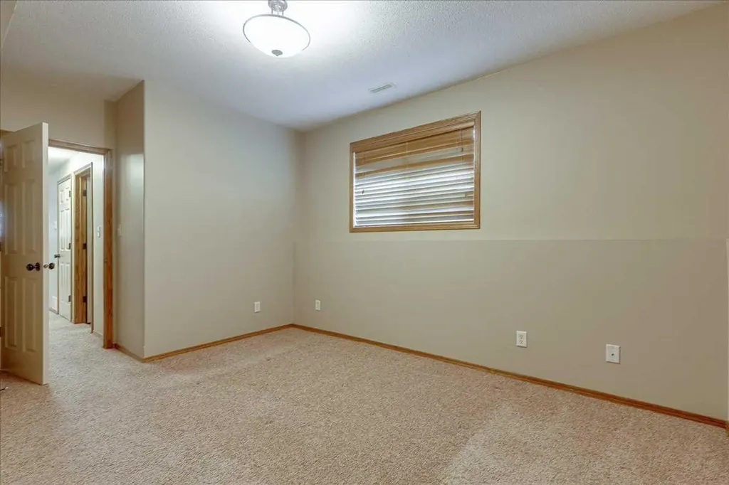 44 Osler Crescent Red Deer AB T4P 4E8
