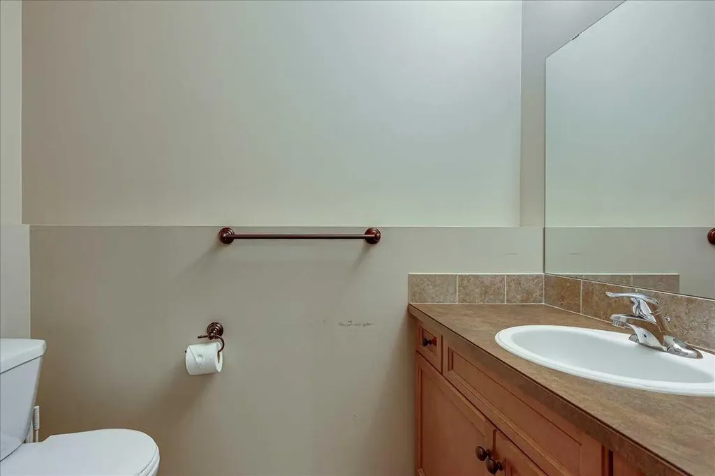 44 Osler Crescent Red Deer AB T4P 4E8