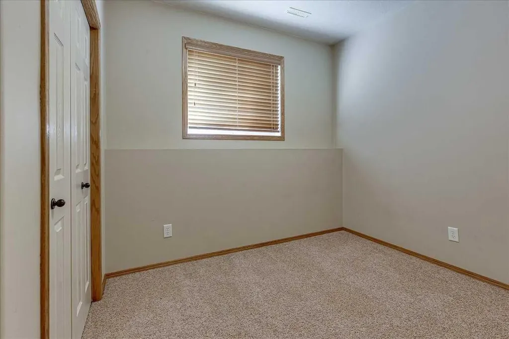 44 Osler Crescent Red Deer AB T4P 4E8