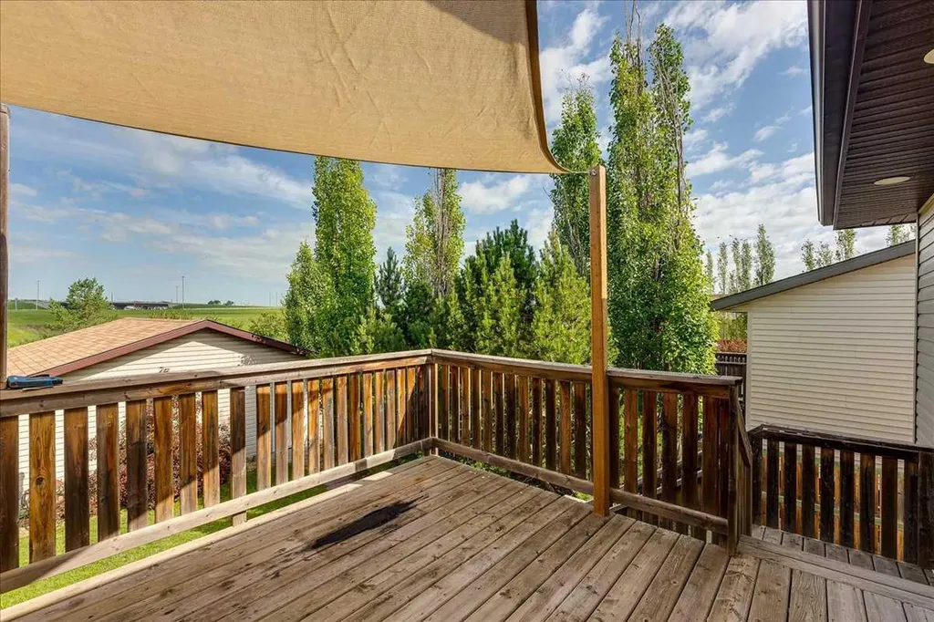 44 Osler Crescent Red Deer AB T4P 4E8