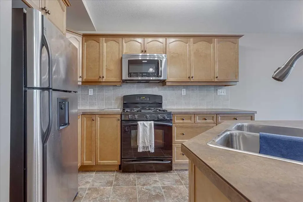 44 Osler Crescent Red Deer AB T4P 4E8
