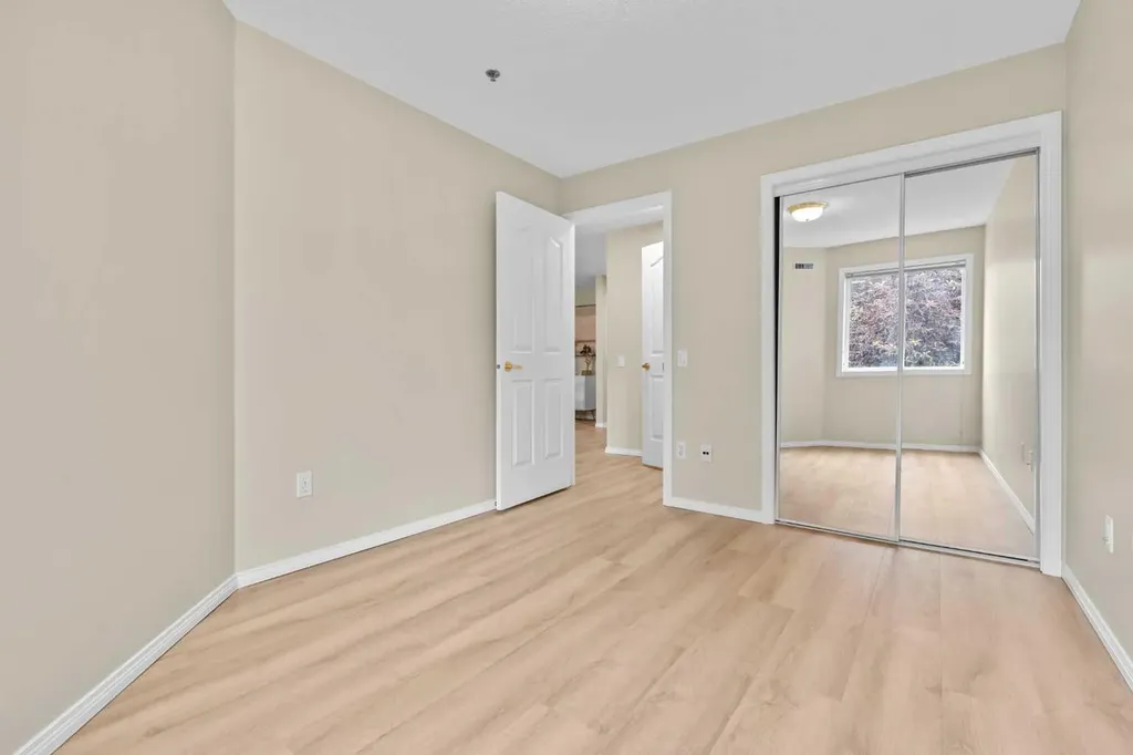 1818 Simcoe Boulevard SW Calgary AB T3H 3L9
